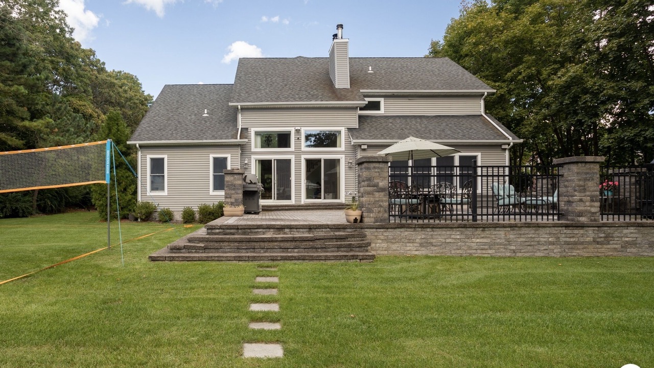 Photo of Others in East Moriches