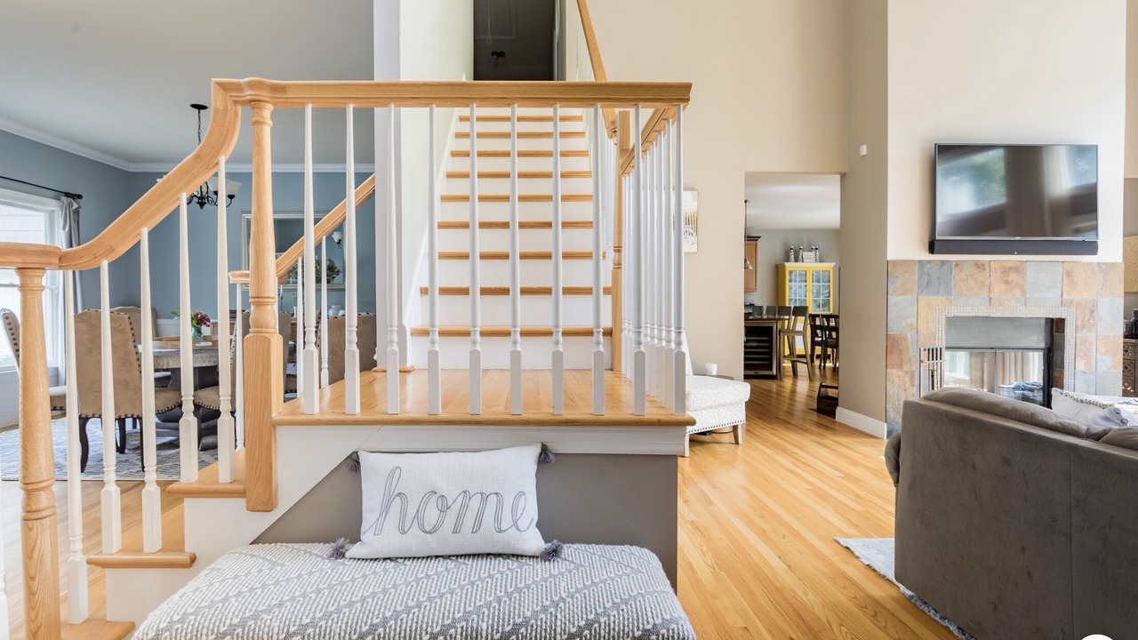 Photo of Livingroom in East Moriches