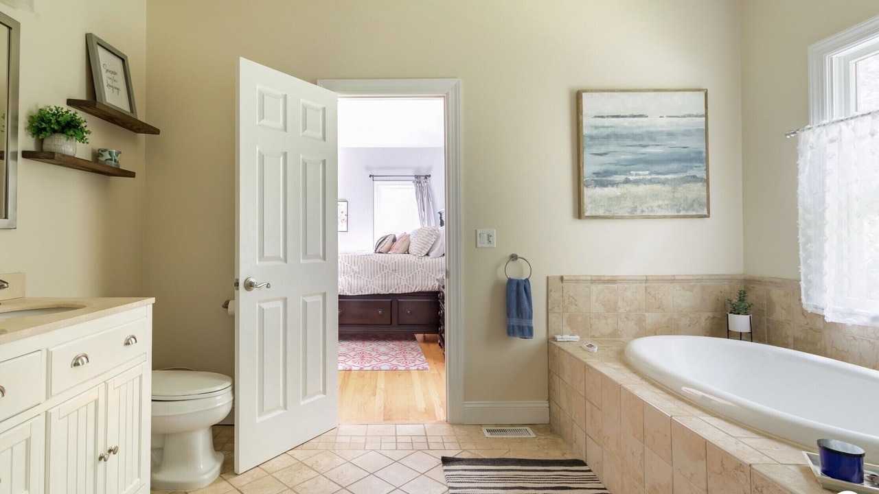 Photo of Others in East Moriches