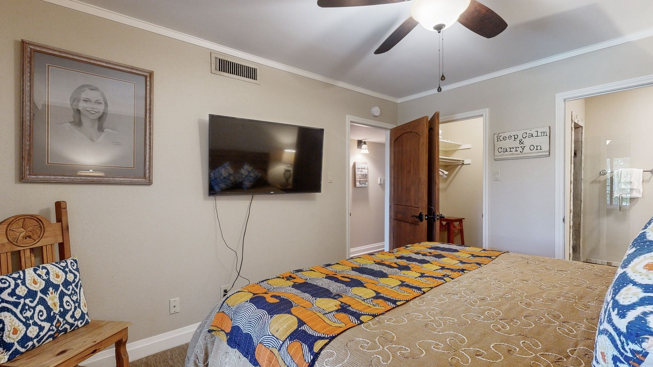 Photo of Bedroom in Lakeway