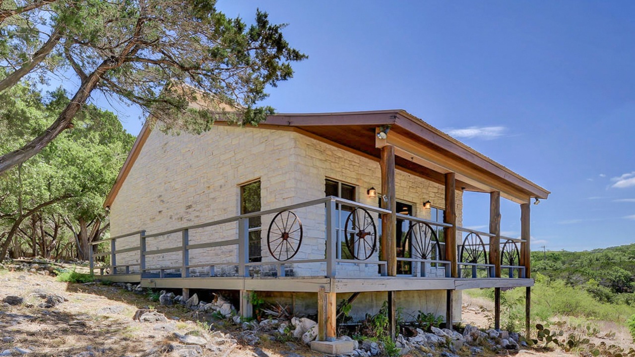 Photo of Outdoor in Spicewood