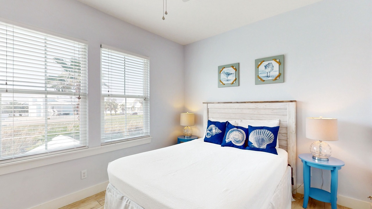 Photo of Bedroom in Port Aransas