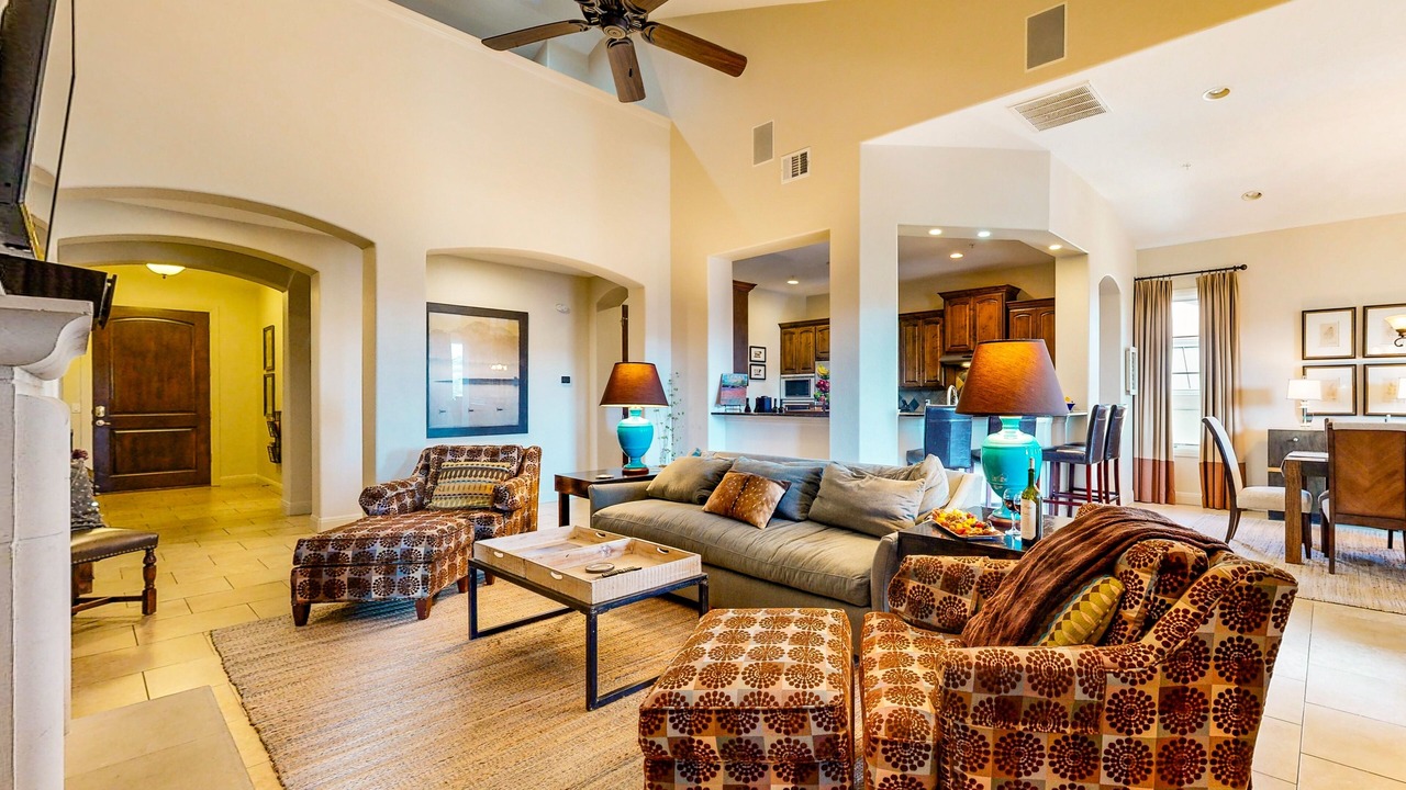 Photo of Livingroom in Lakeway