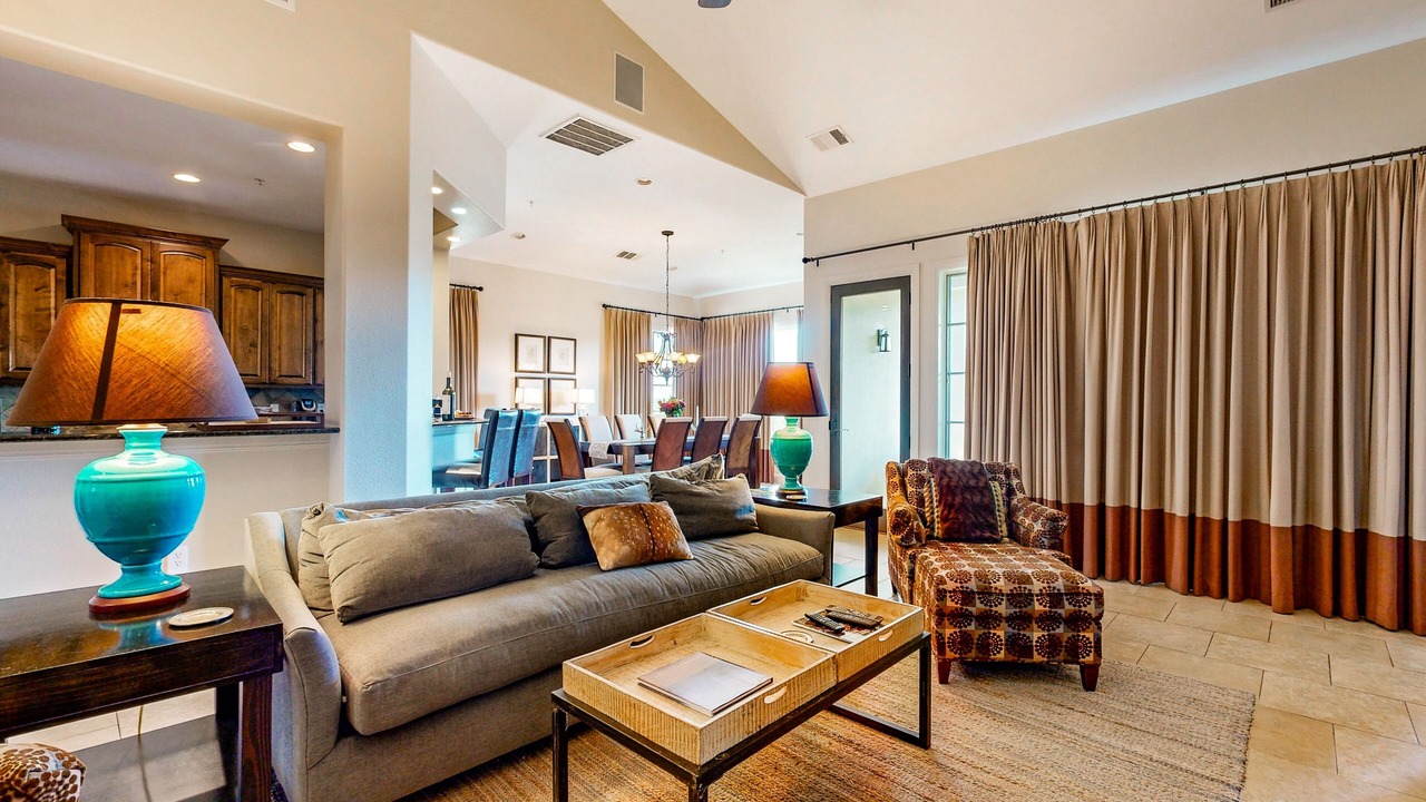 Photo of Livingroom in Lakeway