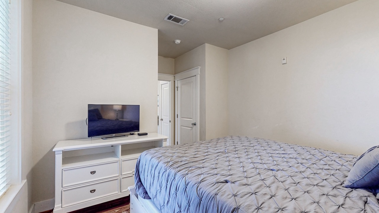 Photo of Bedroom in Red Fish Cove
