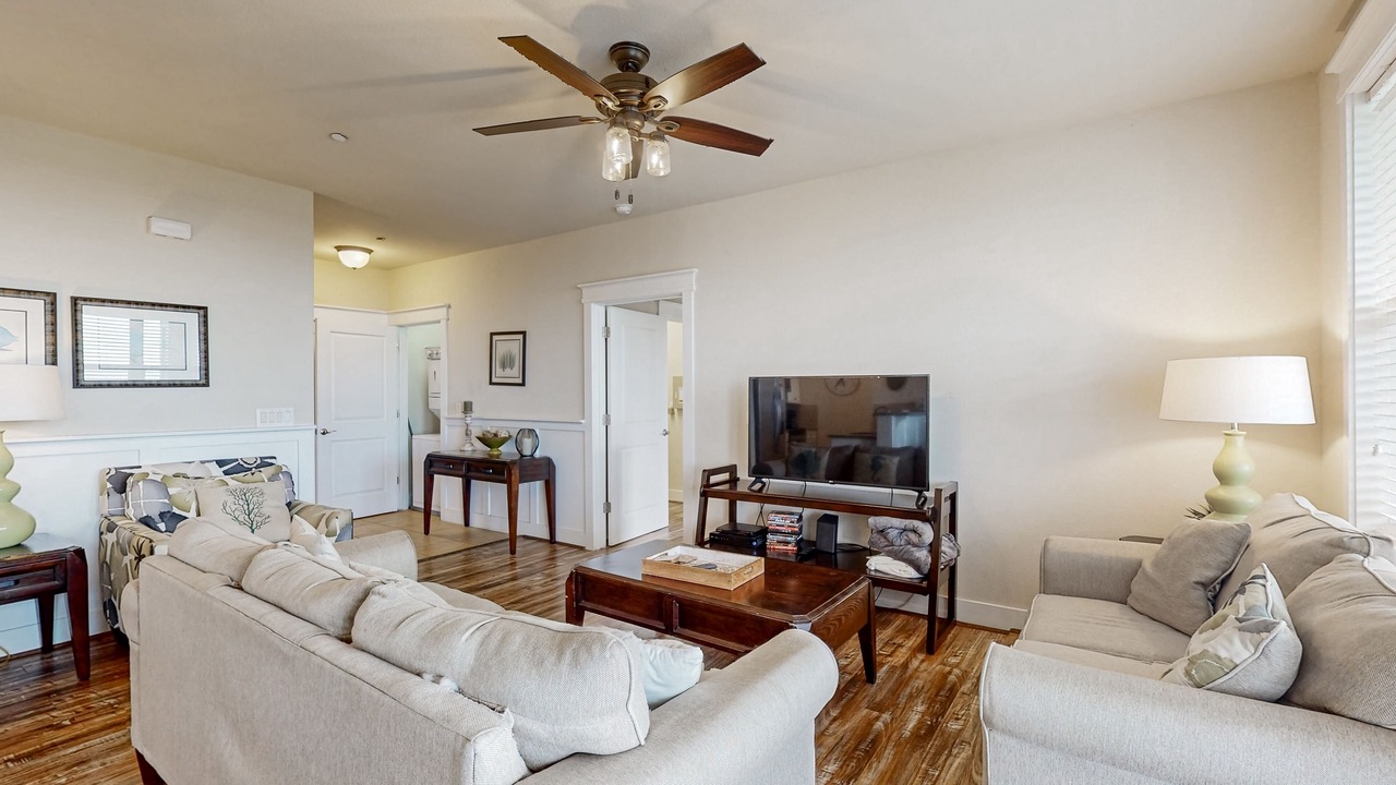 Photo of Livingroom in Red Fish Cove