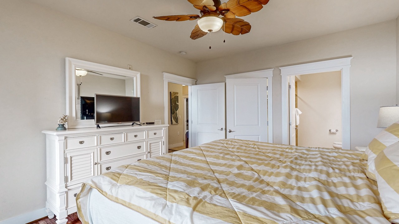 Photo of Bedroom in Red Fish Cove