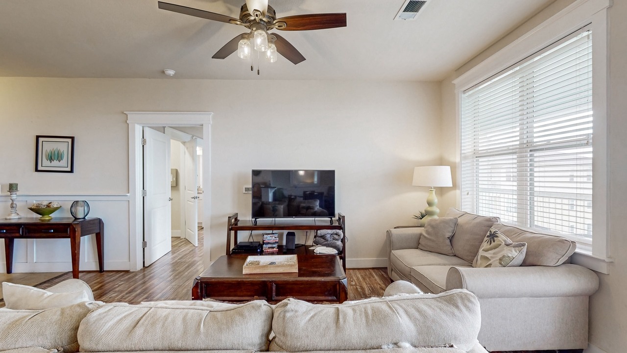 Photo of Livingroom in Red Fish Cove