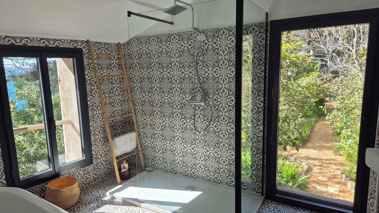 Photo of Bathroom in Le Mourillon