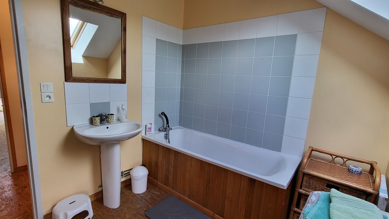 Photo of Bathroom in Saint-Marcelin-de-Cray
