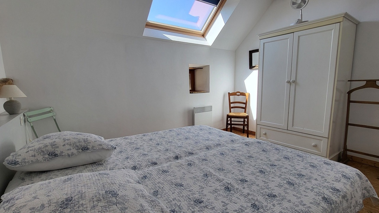 Photo of Bedroom in Saint-Marcelin-de-Cray