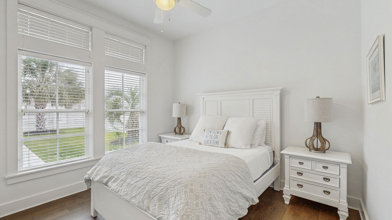 Photo of Bedroom in Rockport