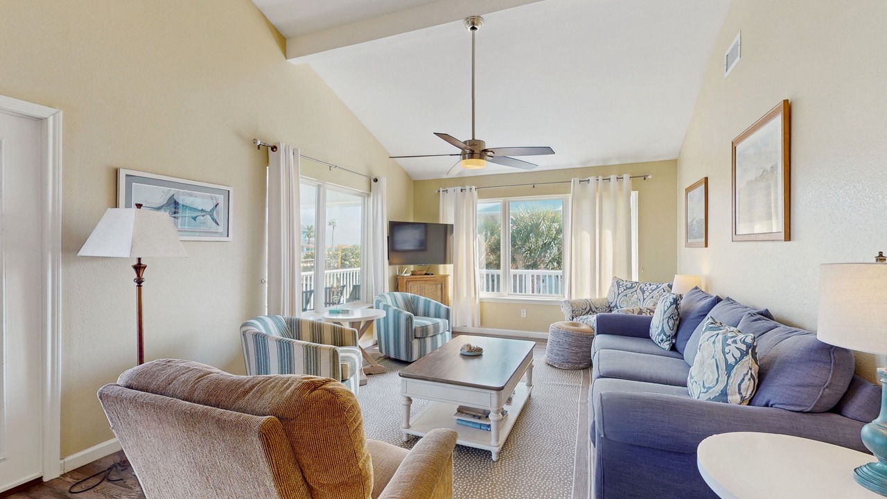 Photo of Livingroom in City-by-the Sea