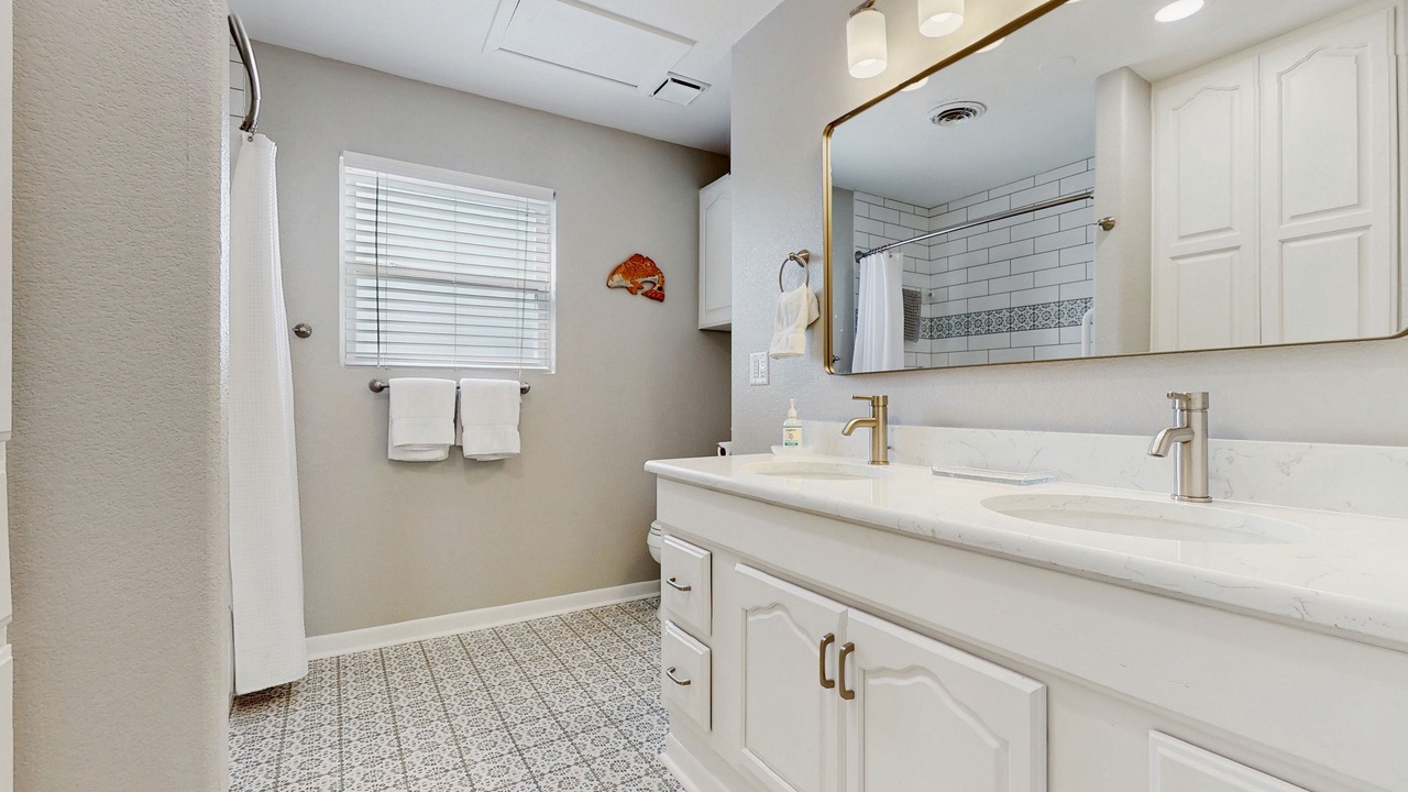 Photo of Bathroom in City-by-the Sea