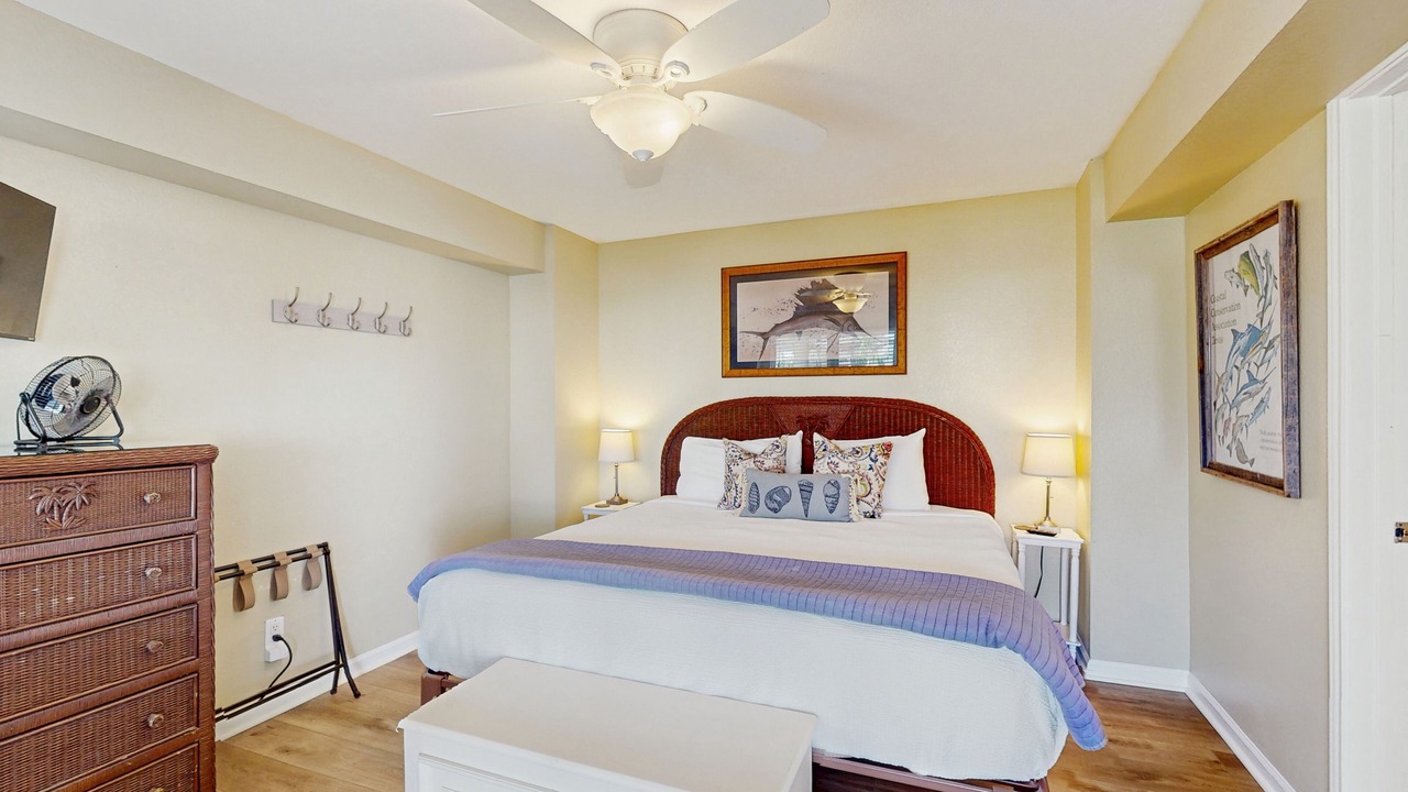 Photo of Bedroom in City-by-the Sea