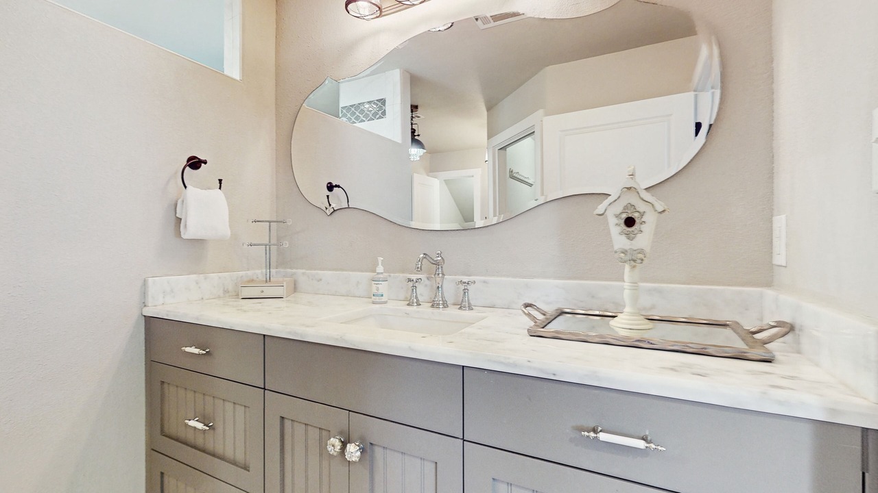 Photo of Bathroom in Burnet