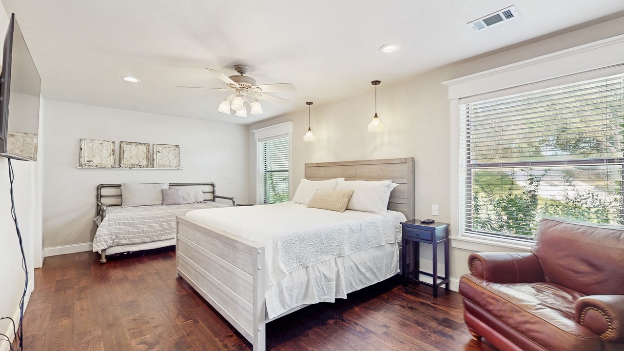 Photo of Bedroom in Burnet
