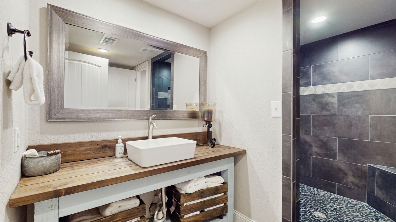 Photo of Bathroom in Burnet