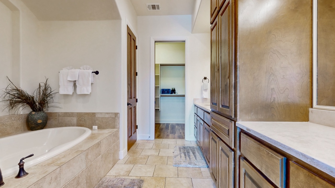 Photo of Bathroom in Lakeway