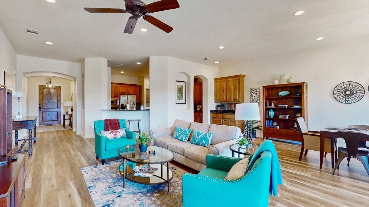 Photo of Livingroom in Lakeway