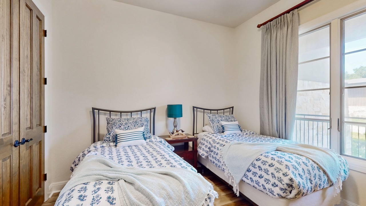 Photo of Bedroom in Lakeway