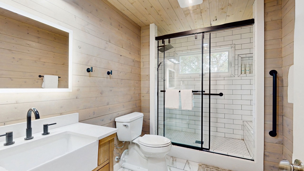 Photo of Bathroom in Rockport