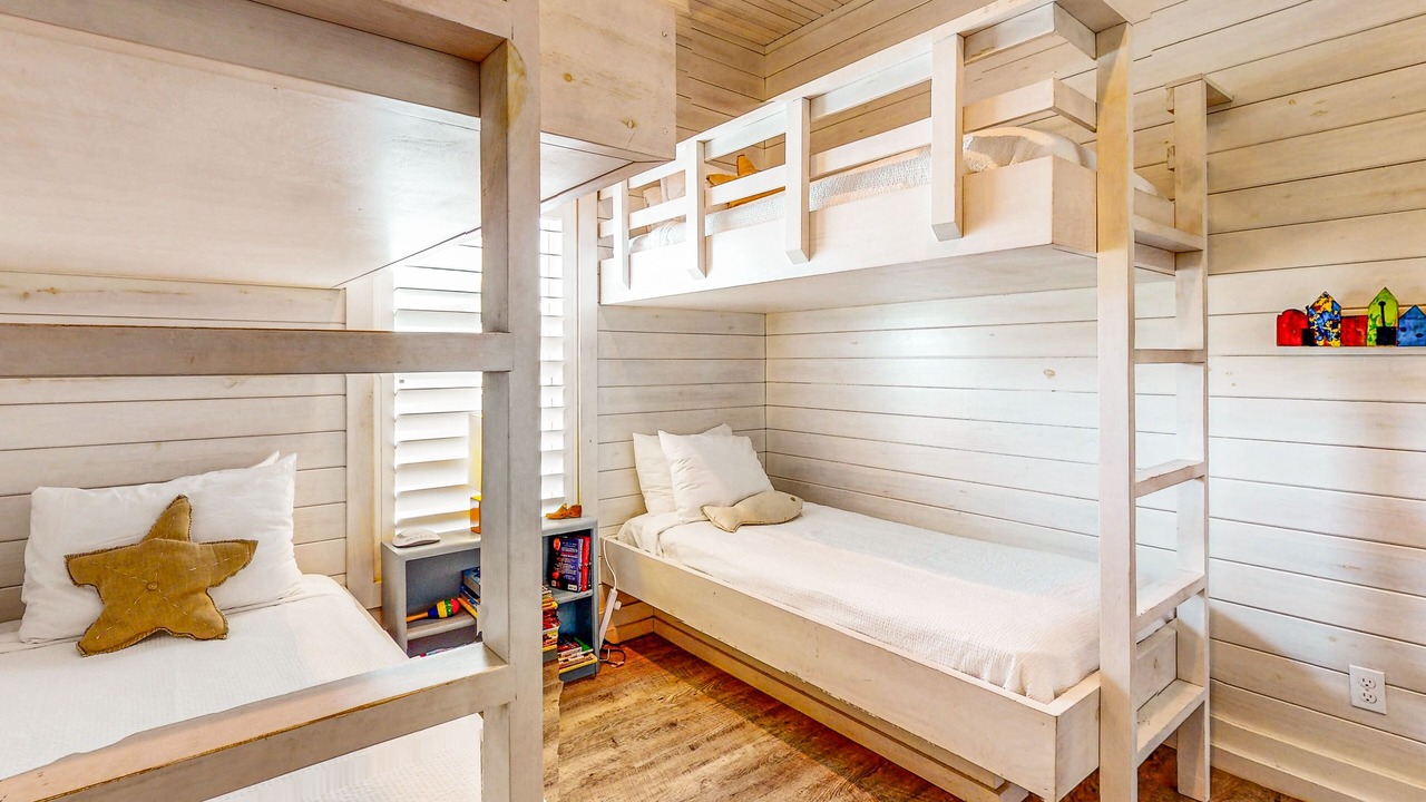 Photo of Bedroom in Port Aransas