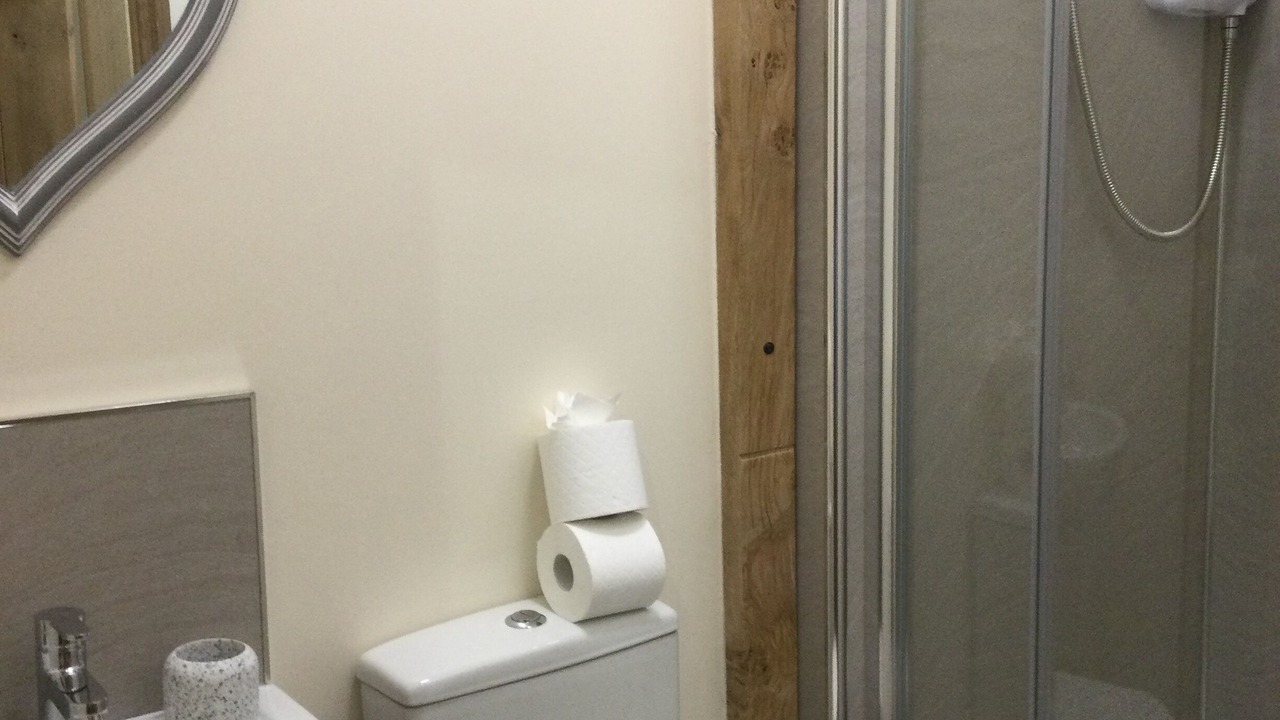 Photo of Bathroom in Longnor