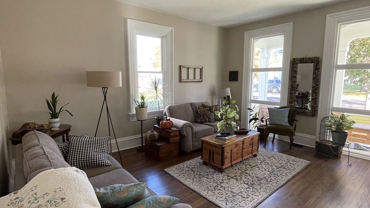 Photo of Livingroom in Mount Carroll