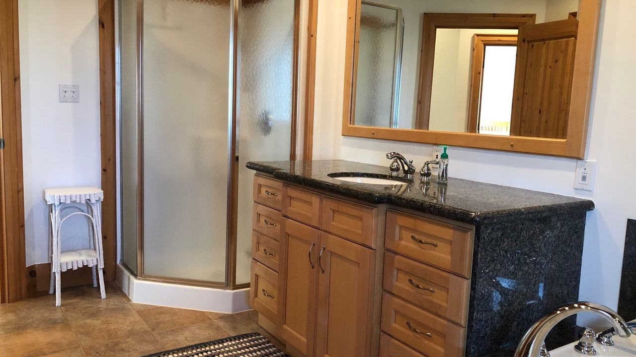 Photo of Bathroom in Bracebridge