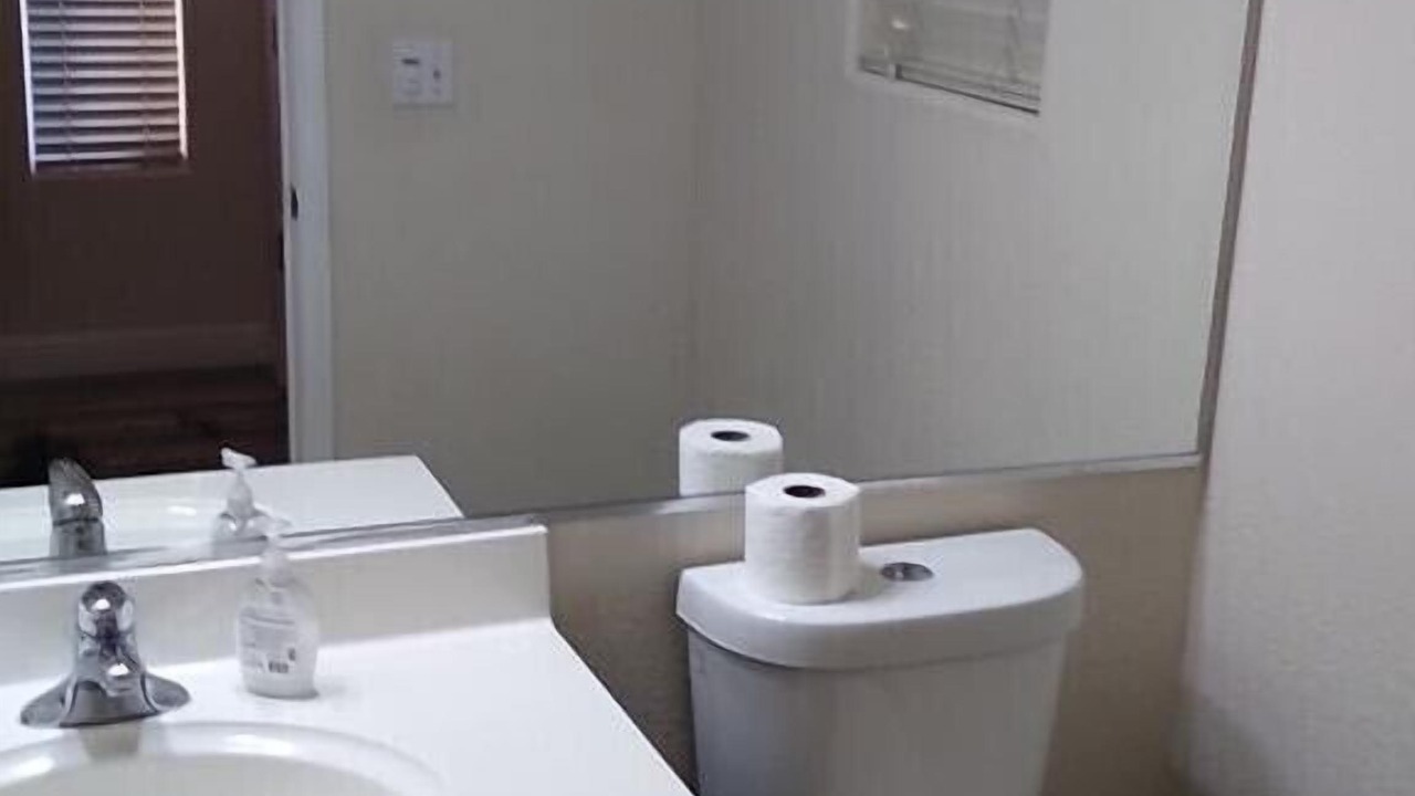 Photo of Bathroom in North Natomas