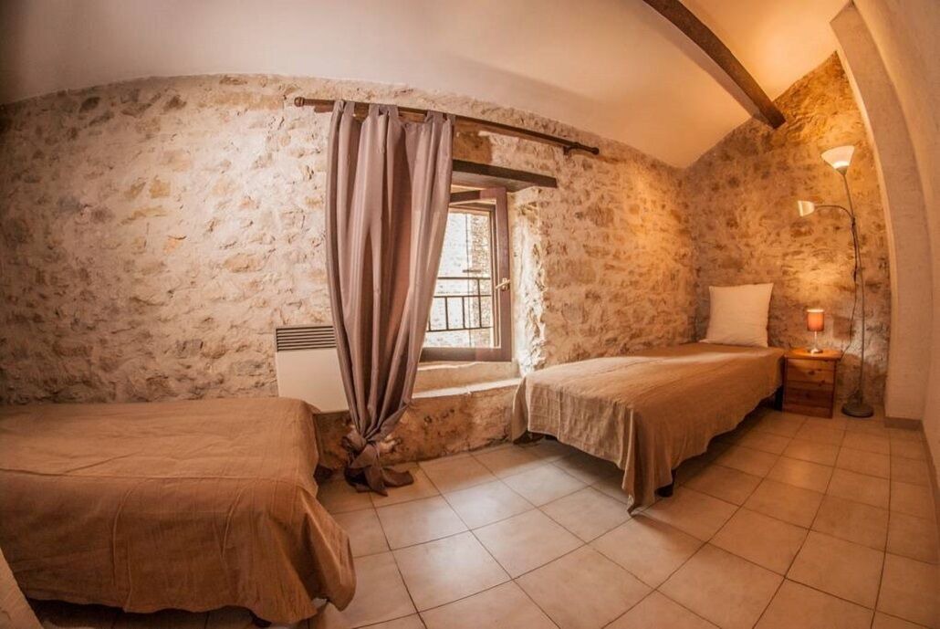Photo of Bedroom in Saint-Andre-de-Roquepertuis