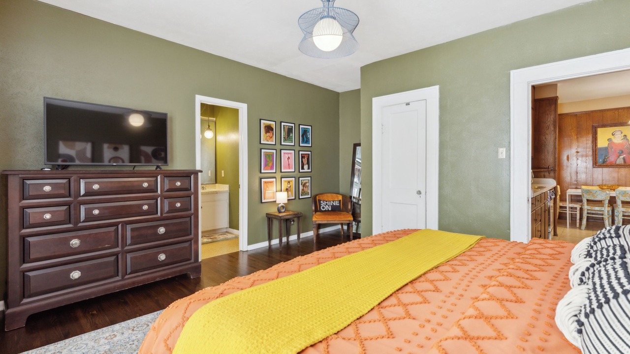 Photo of Bedroom in Fort Worth Cultural District