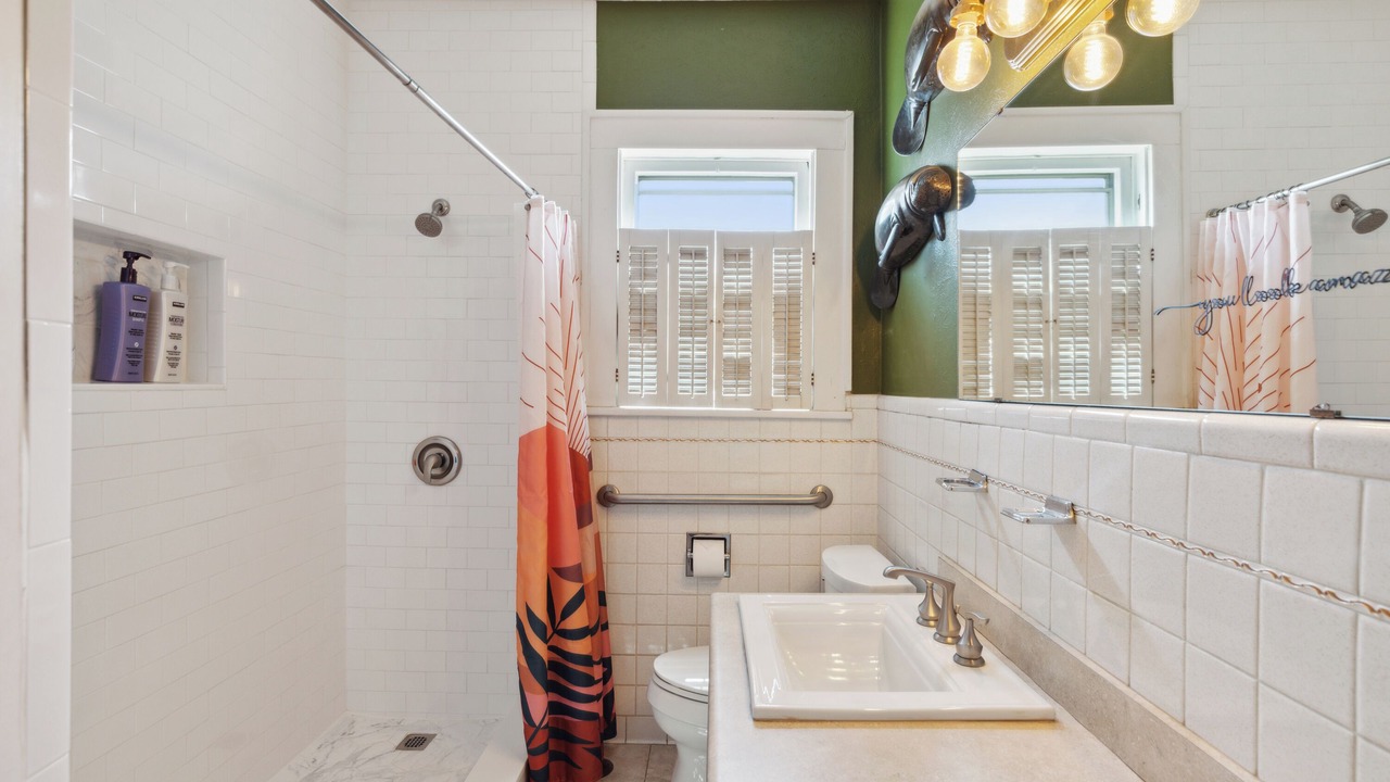 Photo of Bathroom in Fort Worth Cultural District