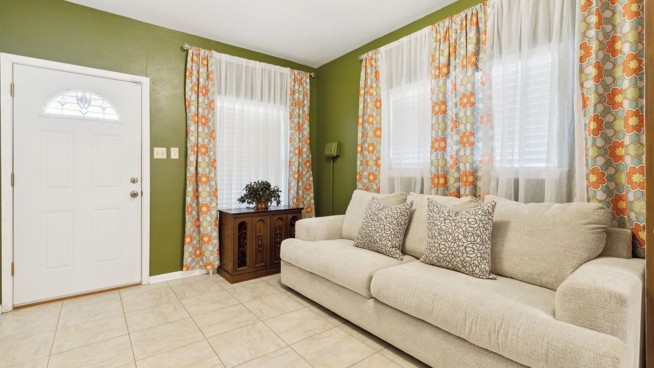 Photo of Livingroom in Fort Worth Cultural District