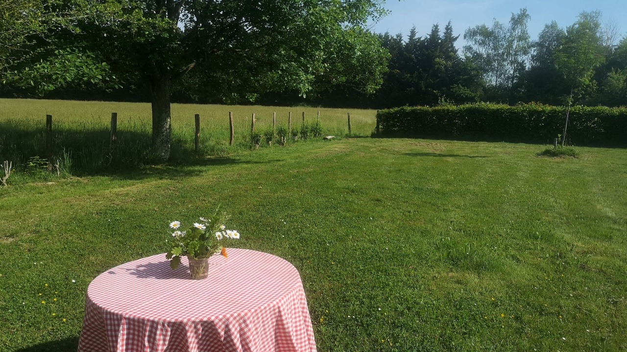 Photo of Outdoor in Montcony