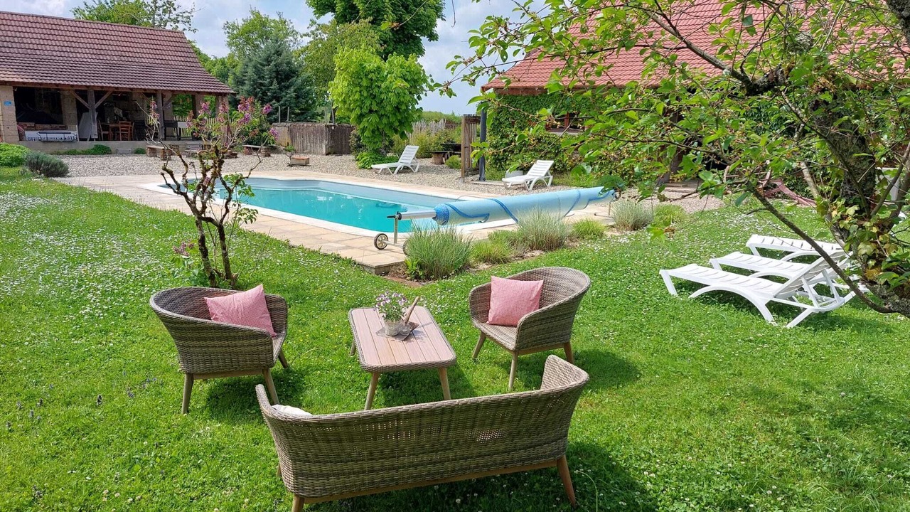 Photo of Outdoor in Montcony