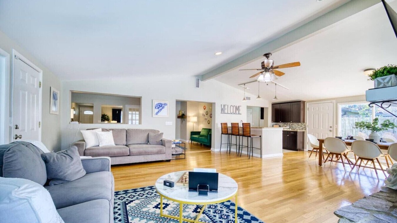Photo of Livingroom in Southside