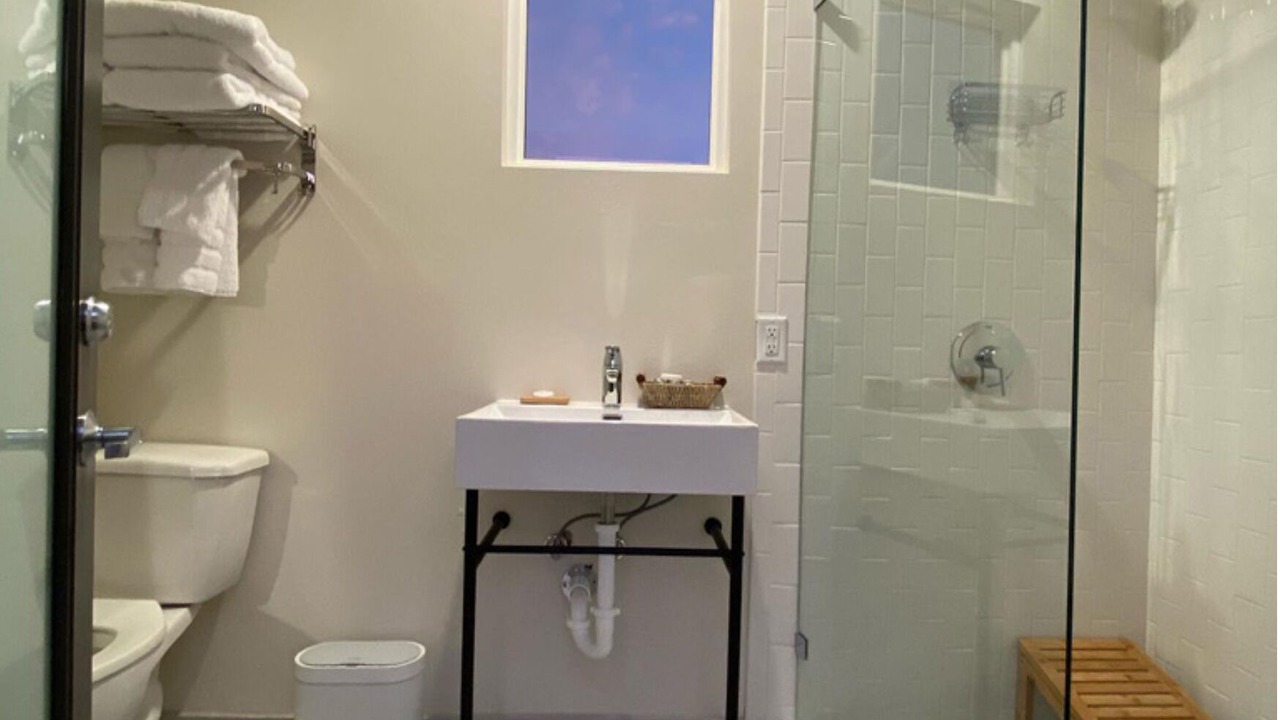Photo of Bathroom in Cottonwood Shores