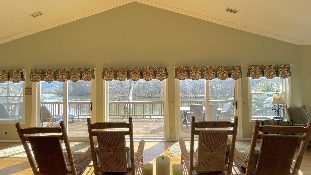 Photo of Bedroom in Luray