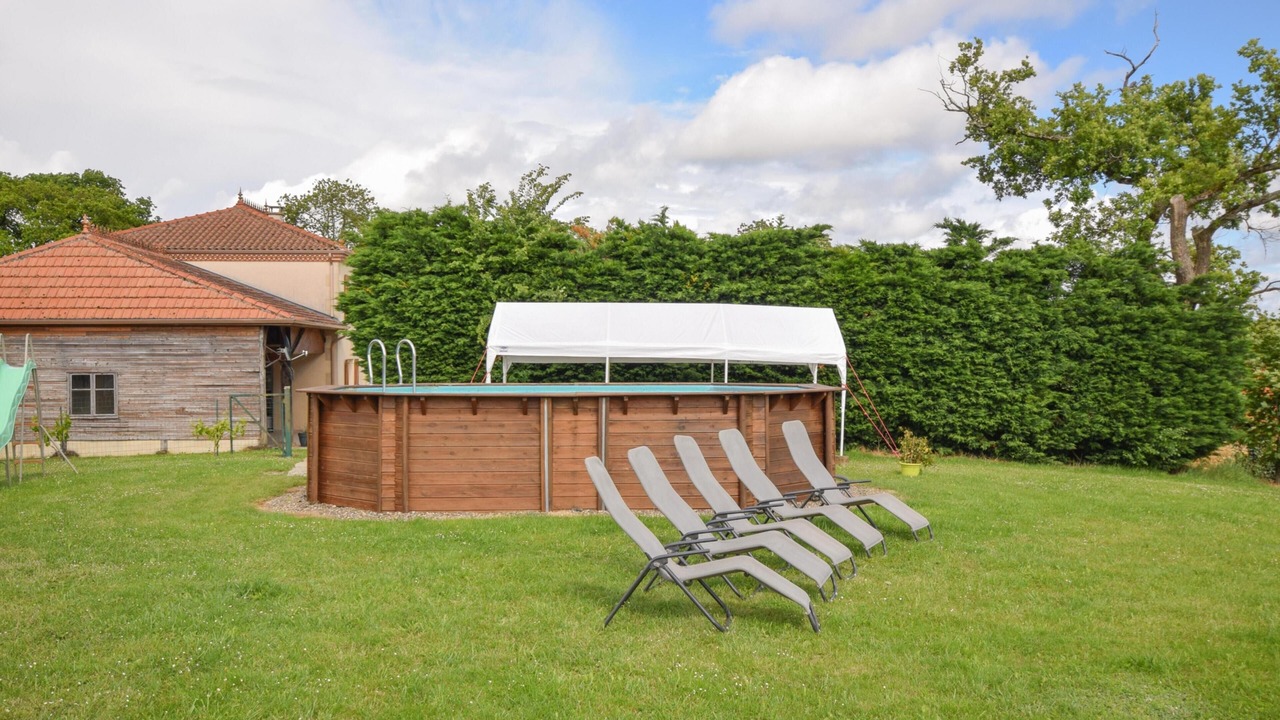 Photo of Outdoor in Bassoues