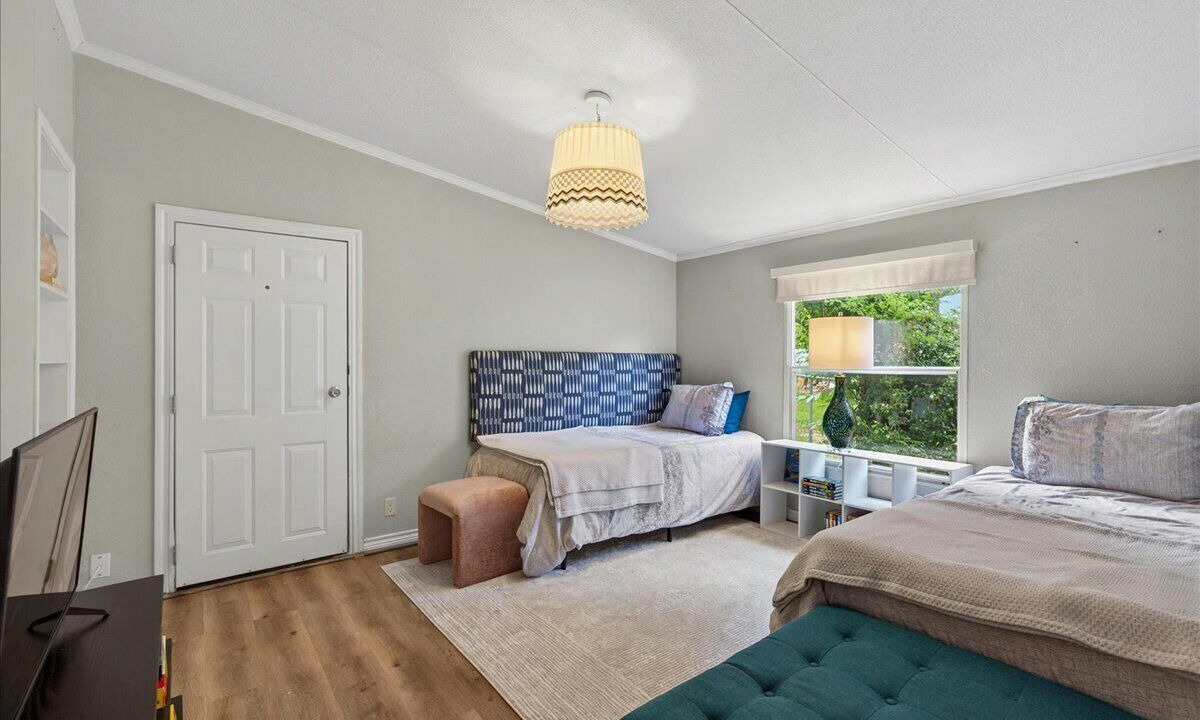 Photo of Bedroom in Enchanted Oaks