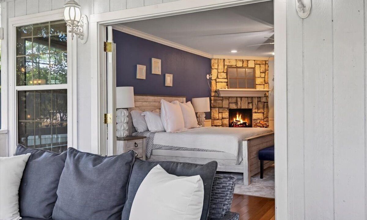 Photo of Bedroom in Enchanted Oaks