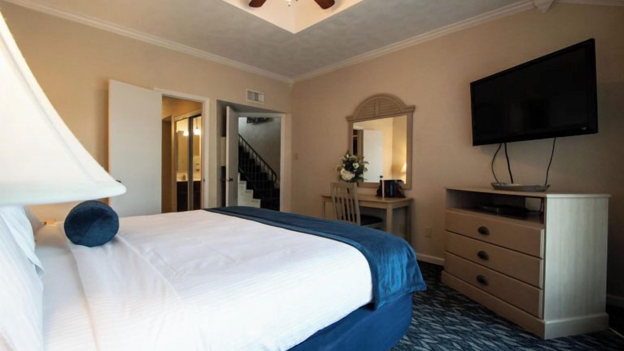 Photo of Bedroom in Seven Coves