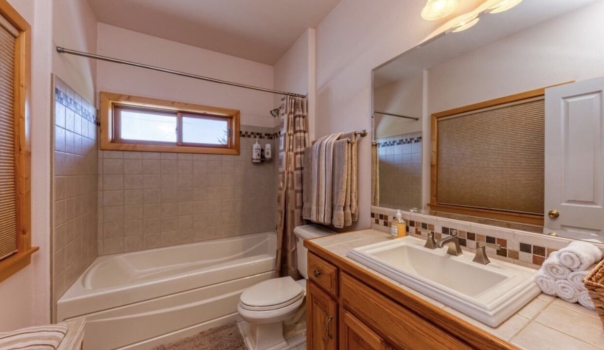 Photo of Bathroom in Beckwourth