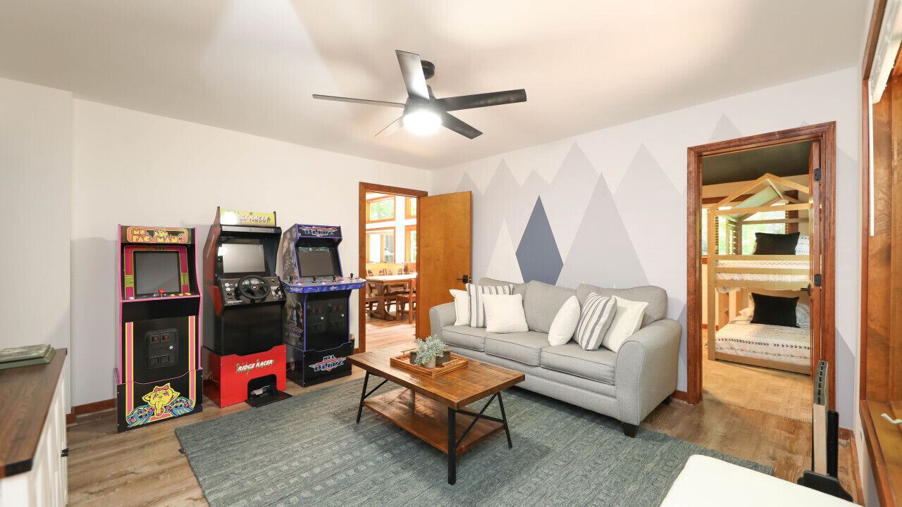 Photo of Livingroom in Nellysford