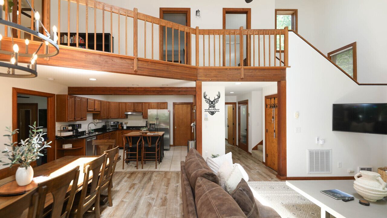 Photo of Livingroom in Nellysford