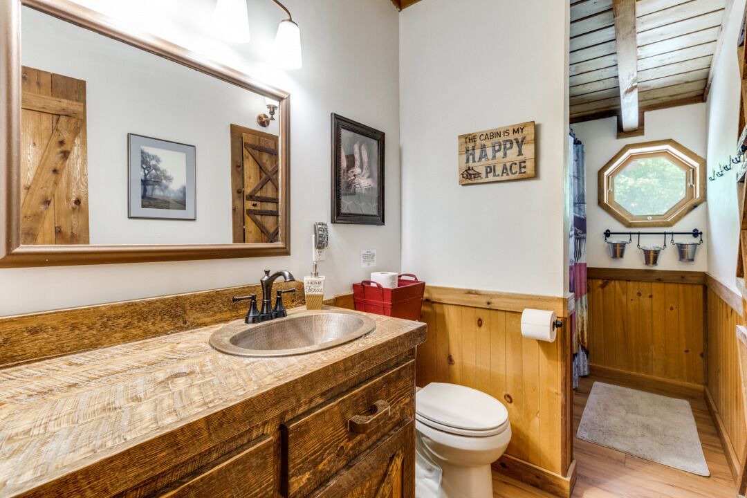 Photo of Bathroom in Denison