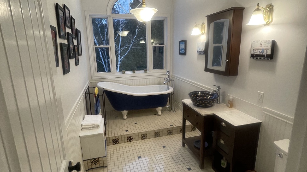 Photo of Bathroom in Irondale