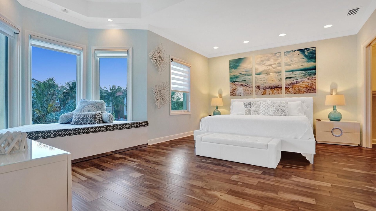 Photo of Bedroom in Eastern Shores